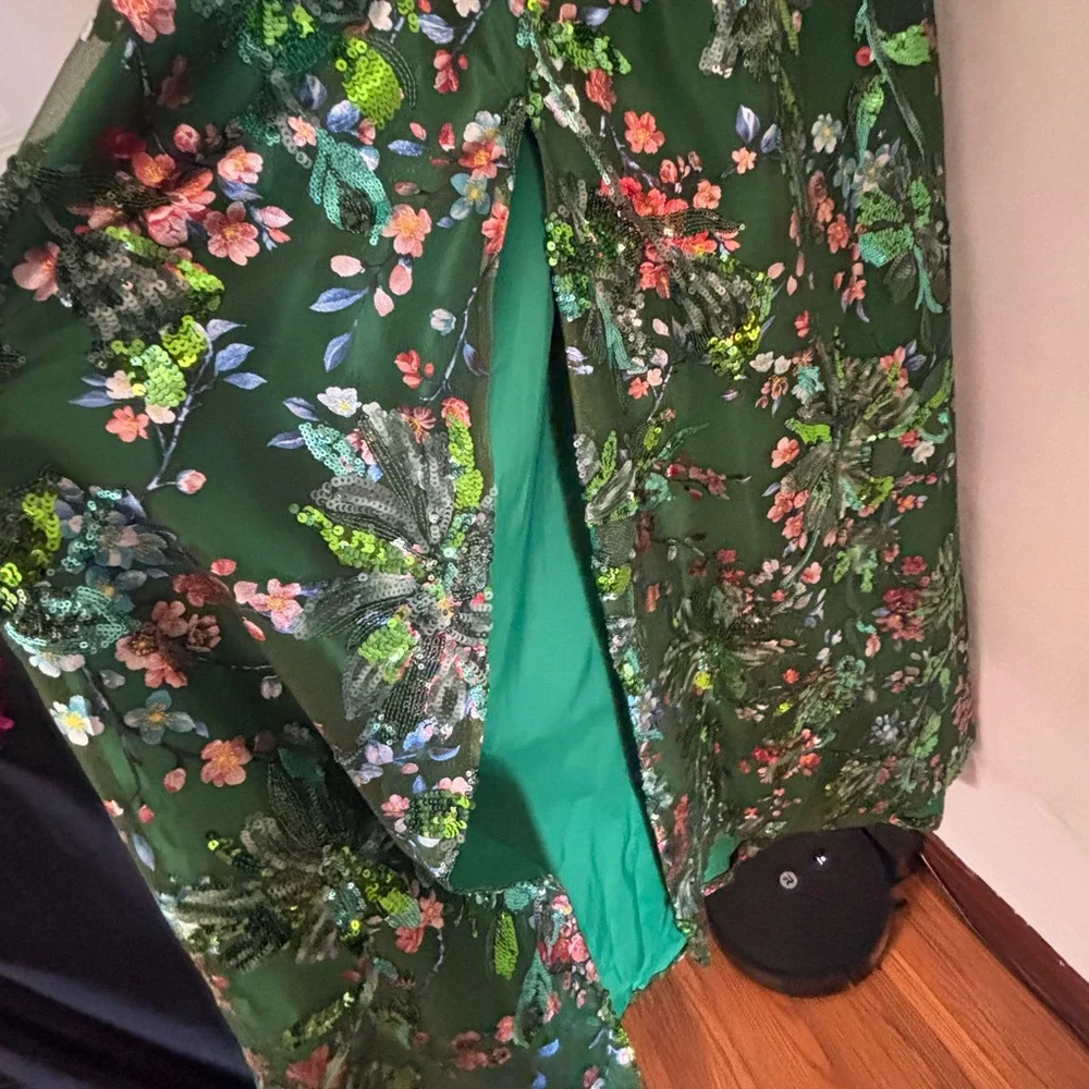 Elegant Floral A-Line halter Gown in Green sequin - Picture 6 of 6